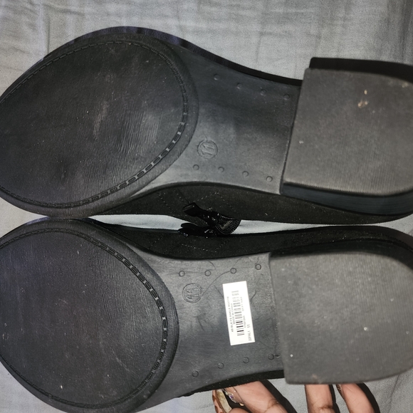 Torrid Side Dip Ankle Booties - Picture 3 of 5